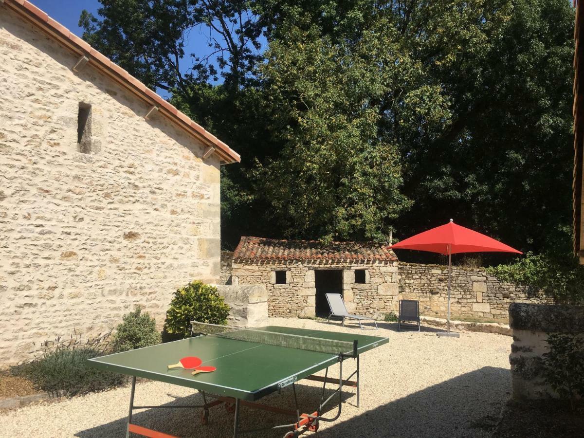 Gites Les Demeures De Valette Azay-le-Brule Экстерьер фото