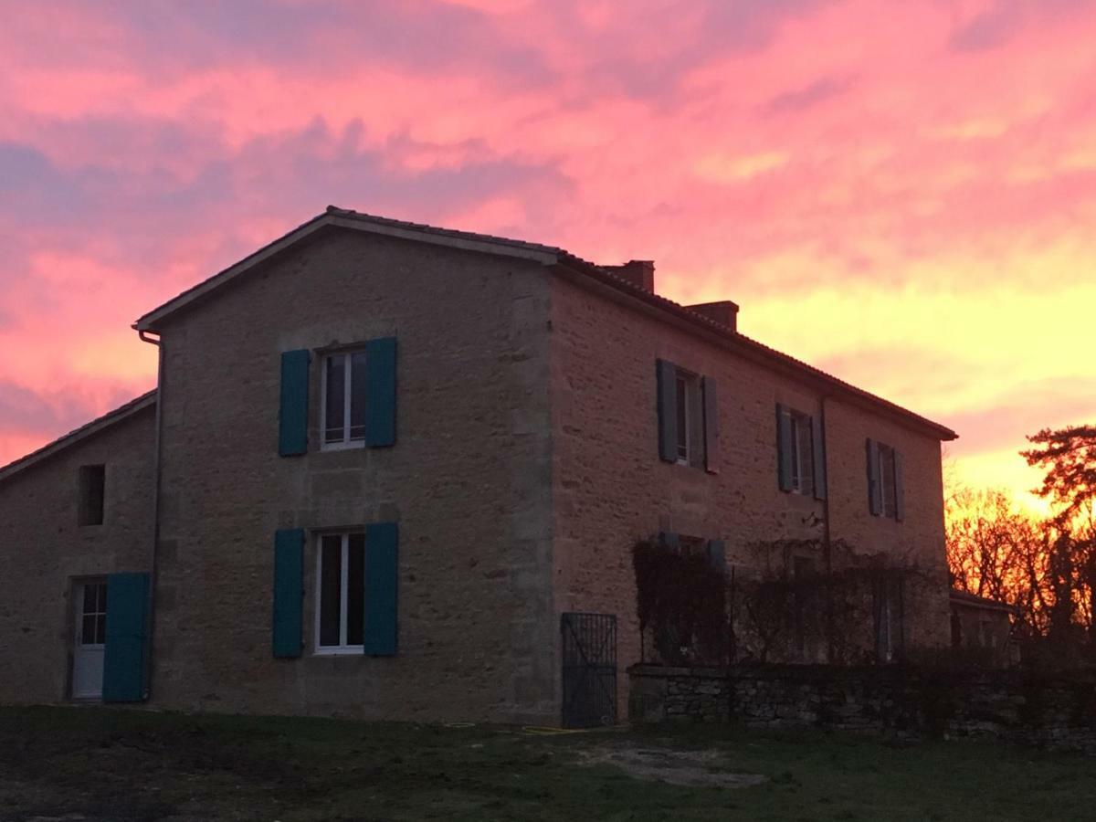 Gites Les Demeures De Valette Azay-le-Brule Экстерьер фото